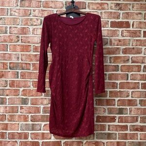 Gorgeous deep red lace fitted long-sleeved maternity Valentine’s Day dress sz M
